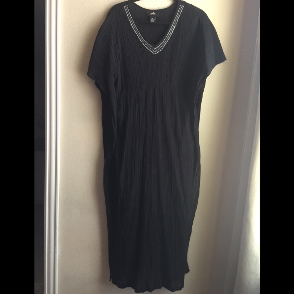 PATIO CASUALS BY CABERNET LOUNGE BLACK DRESS